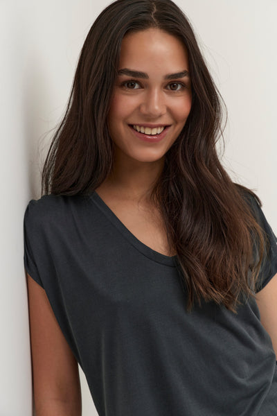 CHANDAIL KAFFE "LISE" WASHED BLACK