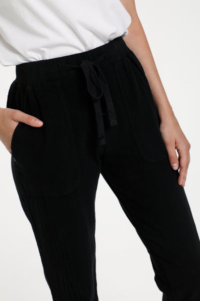 PANTALON KAFFE "NAYA" BLACK DEEP