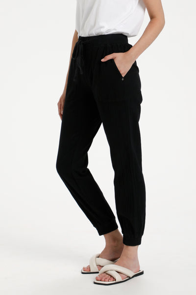 PANTALON KAFFE "NAYA" BLACK DEEP