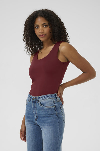 CAMISOLE KAFFE "ARINA TOP" WINDSOR WINE