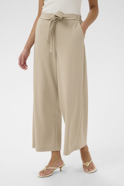 PANTALON KAFFE "PHOEBE CROP" FEATHER GRAY