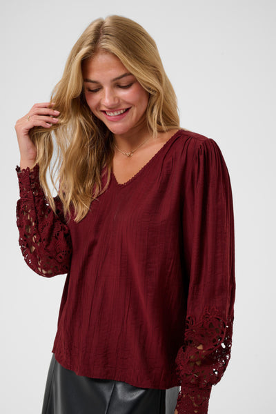 BLOUSE CREAM "TINA" CABERNET