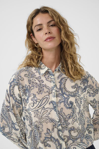 CHEMISE CREAM "BEA" BLUE PAISLEY