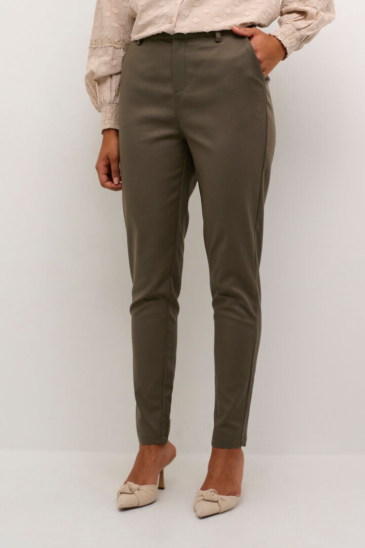 PANTALON KAFFE "LORAINE" MAJOR BROWN