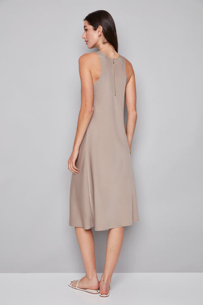 ROBE ILTM "ÉLÉGANCE SATINÉE" ALMOND (239003)