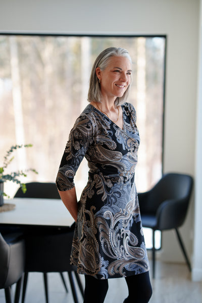 ROBE RIEN NE SE PERD "MATTAWIN" PAISLEY