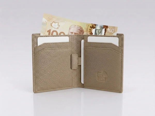 PORTE-FEUILLE NAPPA "SKINNY SLEEVE" CAMEL