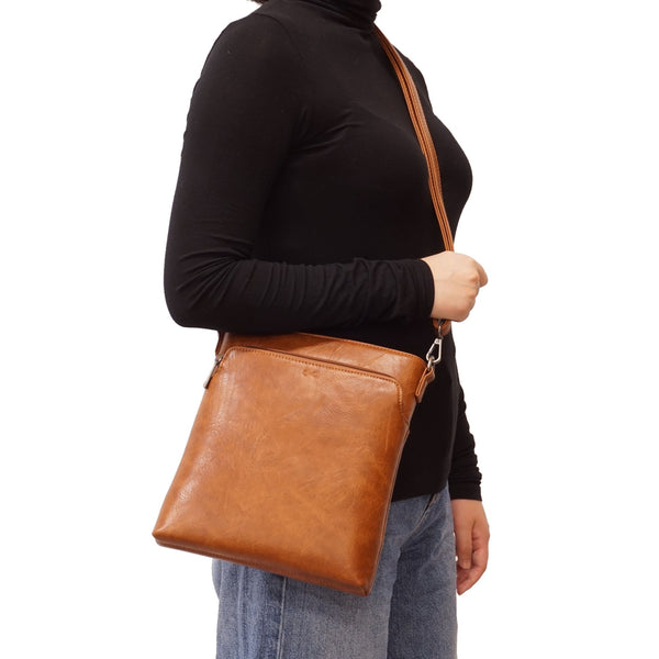 SAC À BANDOULIÈRE S-Q "ADALYNN" BLACK