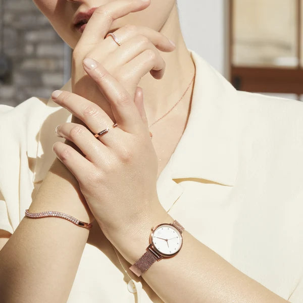 MONTRE MIA "PETITES PIERRES" DORÉE