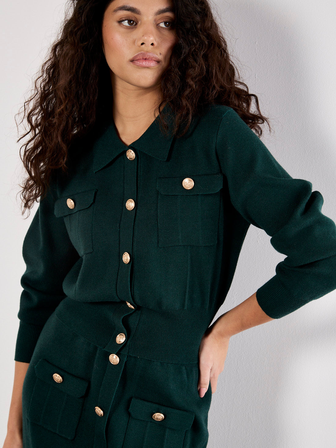 CARDIGAN APRICOT "GOLD BUTTON" GREEN (X129218)