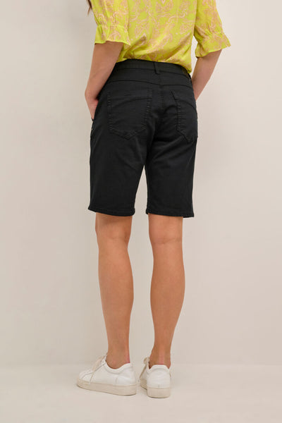 SHORT CREAM "LINA BAIILY FIT" PITCH BLACK